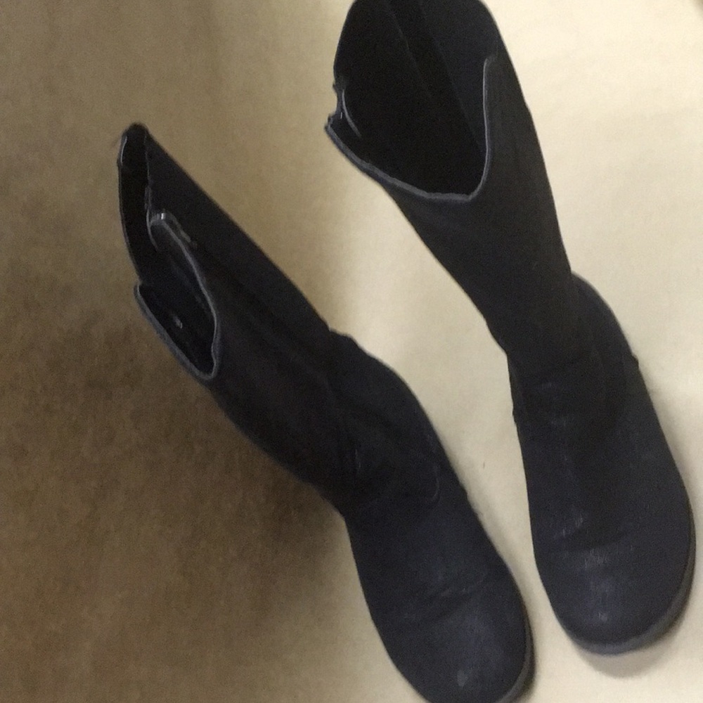 Riding boots